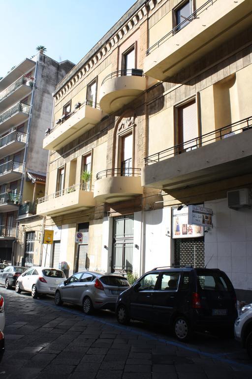 Domus Claudiae Apartment Catania Luaran gambar